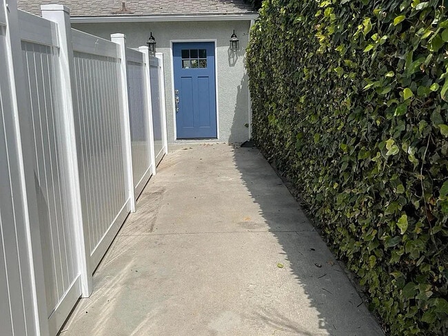 property at 5256 Beeman Ave