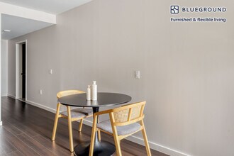 150 Van Ness Ave in San Francisco, CA - Foto de edificio - Building Photo