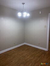 2007 Elkins Ave in Killeen, TX - Foto de edificio - Building Photo