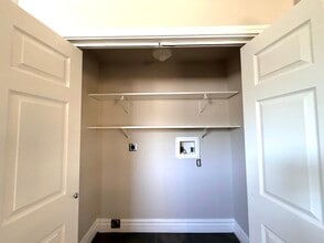 2838 W French Pl in San Antonio, TX - Building Photo - Building Photo