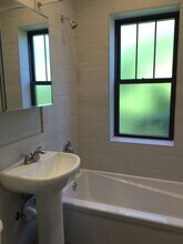 1952 W Wilson Ave, Unit 3L in Chicago, IL - Building Photo - Building Photo