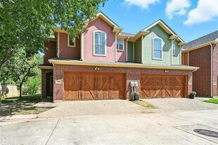 205 Corinna Ct in Hurst, TX - Building Photo