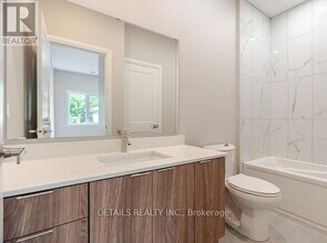 659 Donat St in Ottawa, ON - Building Photo - Building Photo