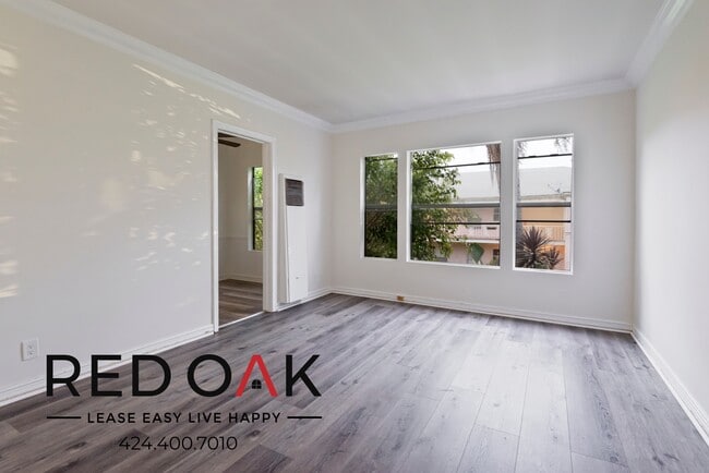 property at 5146 Clinton St