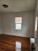 17 Murdock Ave, Unit 1 in Quincy, MA - Foto de edificio - Building Photo