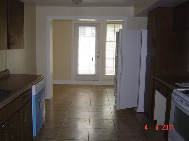 233 Gatewood Dr in Largo, FL - Building Photo - Building Photo