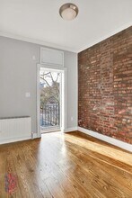 47 E 1st St in New York, NY - Building Photo - Building Photo