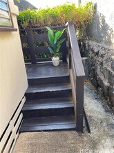 54 Hi?aloa St in Honolulu, HI - Building Photo - Building Photo