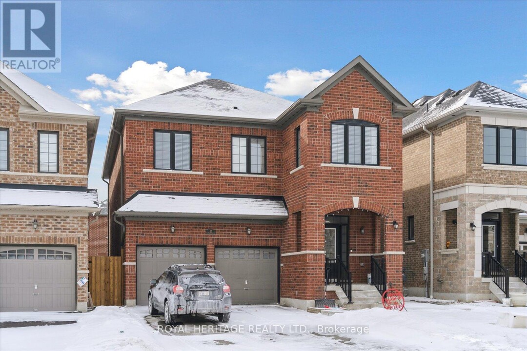 57 Marcel Brunelle Dr in Whitby, ON - Building Photo