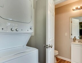 1114 Vandora Springs Rd in Garner, NC - Building Photo - Building Photo