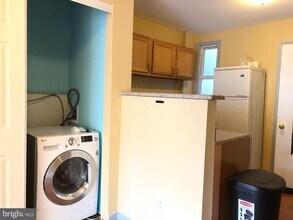 406 S 20th St, Unit 2 in Philadelphia, PA - Building Photo - Building Photo
