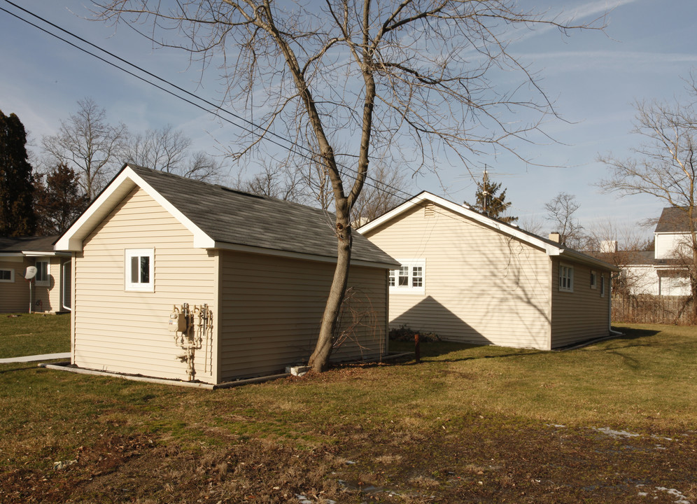 Walled Lake Forest Apartments in Walled Lake, MI - Building Photo