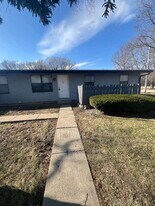 2000 Indianapolis Rd in Crawfordsville, IN - Building Photo