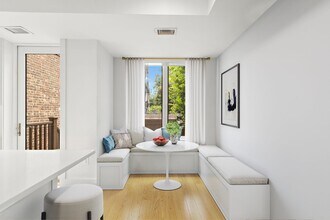 157 8th St in Hoboken, NJ - Building Photo - Building Photo
