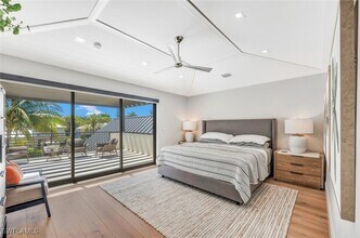 556 17th Ave S in Naples, FL - Building Photo - Building Photo