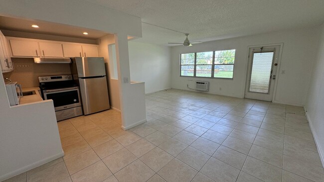 174 Mansfield F in Boca Raton, FL - Building Photo - Building Photo