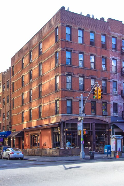 1496 2nd Ave in New York, NY - Building Photo