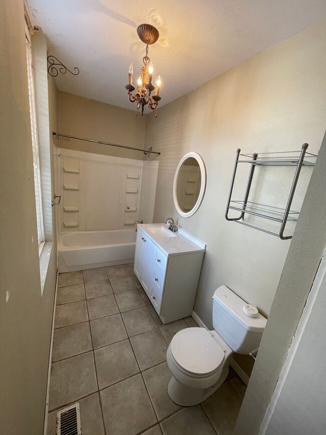 property at 715 Henry St