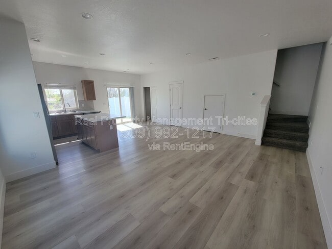 6708 Dradie Pl in Pasco, WA - Building Photo - Building Photo