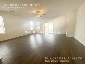 1492 E Leaf Rd in San Tan Valley, AZ - Building Photo - Building Photo