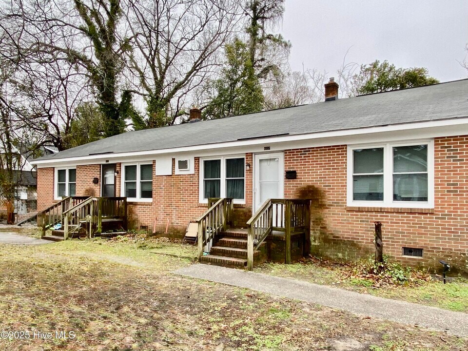605 E 4th St in Greenville, NC - Building Photo