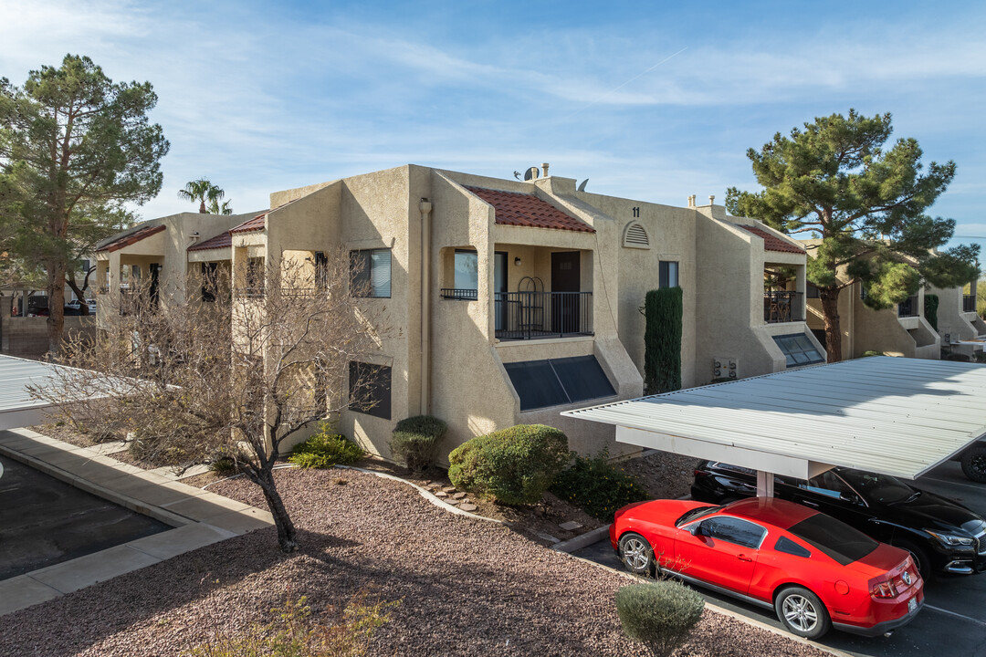 Cabrillo Terrace Condominiums in Henderson, NV - Building Photo