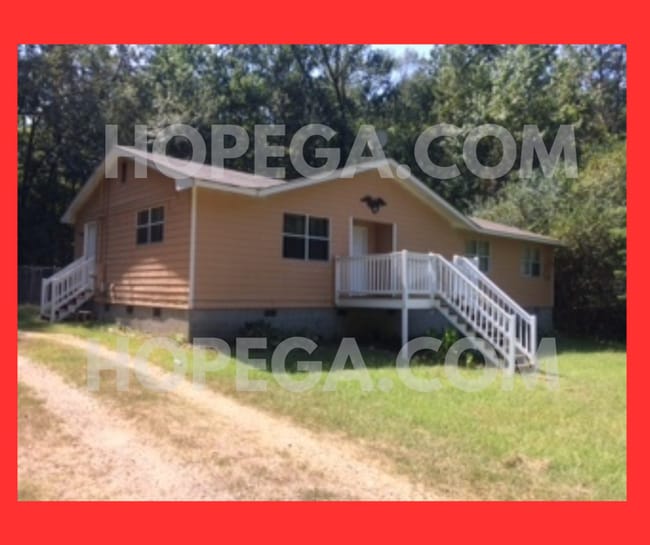 property at 58 Trisha Ln