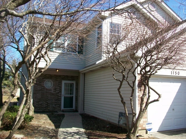 1150 Regency Dr in Schaumburg, IL - Foto de edificio