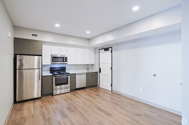 210 Hemenway St, Unit 3