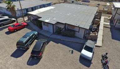 1587 Sierra Vista Dr in Bullhead City, AZ - Building Photo - Building Photo