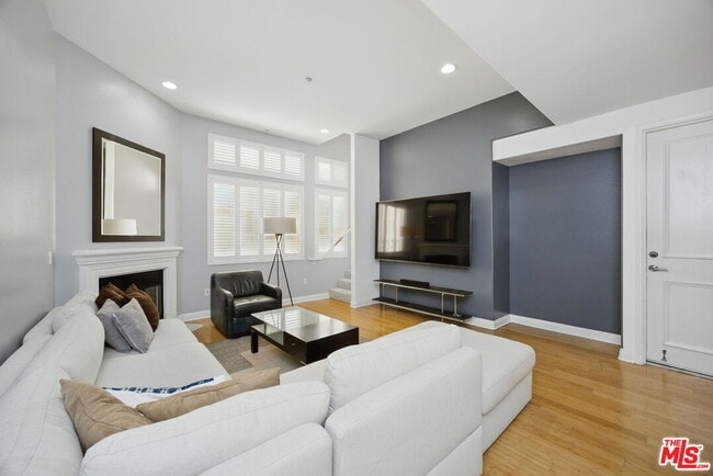 property at 2125 S Bentley Ave