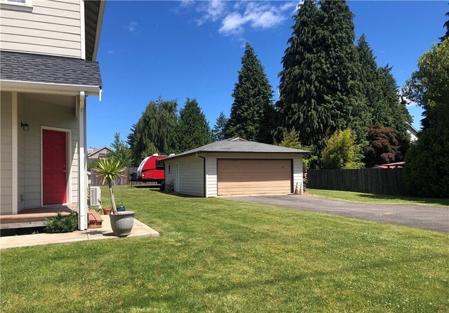 property at 8007 Cirque Dr W