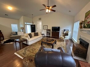 3201 Gulfstream Ct in Matthews, NC - Building Photo - Building Photo