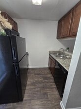 San Gabriel Square Apartments in Austin, TX - Building Photo - Building Photo