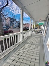 164 Cedar Hill Ave, Unit 164 Cedar Hill Ave Apt #3 in New Haven, CT - Building Photo - Building Photo