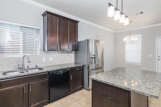 15539 Huddleston Dr in Cypress, TX - Building Photo - Building Photo