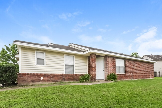 property at 7706 Ellis Dr