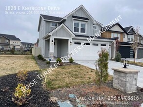 1828 E Knobcone Dr in Meridian, ID - Building Photo - Building Photo