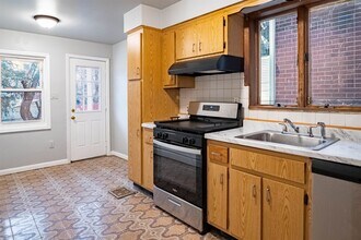 97 Sanford Pl in Jersey City, NJ - Building Photo - Building Photo