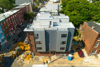 1721 N 25th St in Philadelphia, PA - Foto de edificio - Building Photo