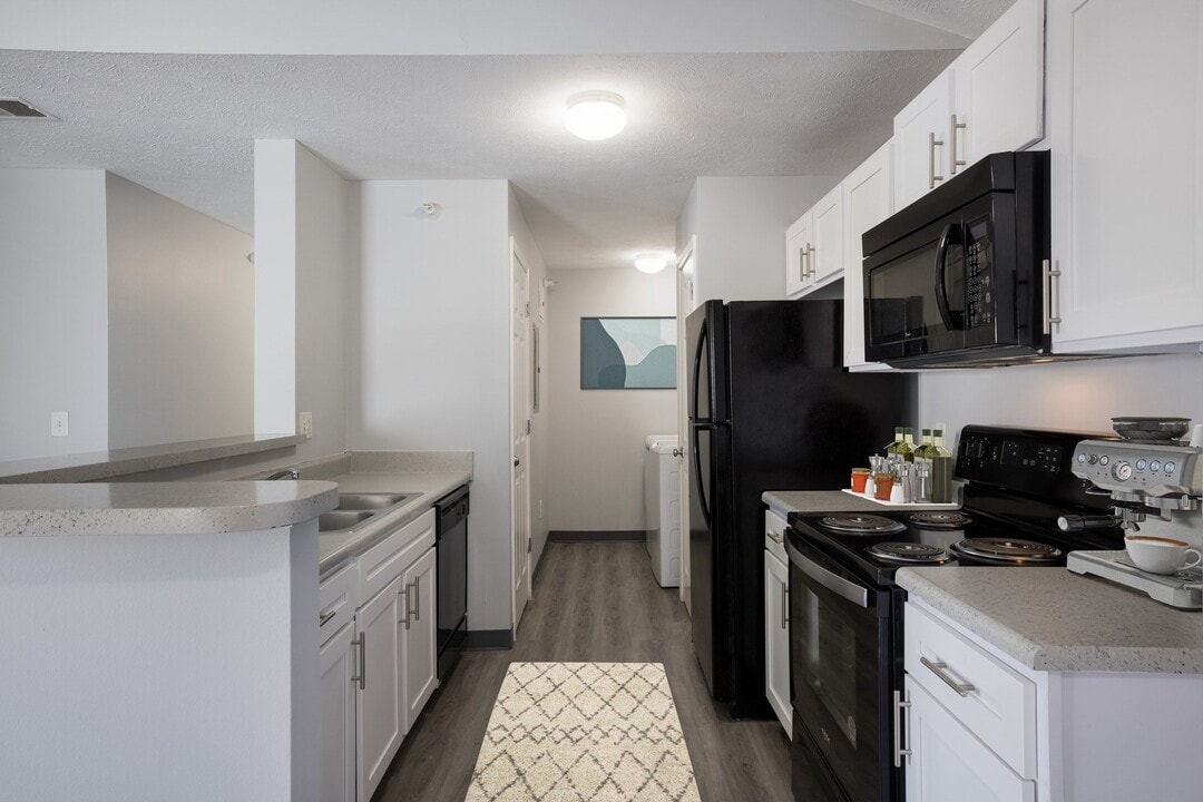 Valley View Estates in Council Bluffs, IA - Foto de edificio