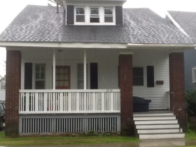 property at 1031 Downer Ave