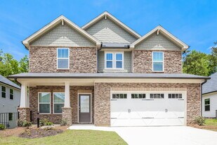 137 Longleaf St in Dawsonville, GA - Building Photo