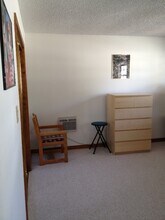 1511 Mountain Shadow Dr in Carlsbad, NM - Building Photo - Building Photo