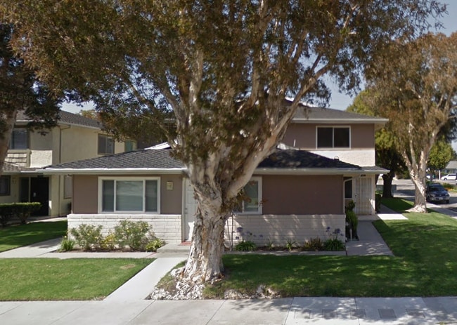 705 Halyard St in Port Hueneme, CA - Building Photo - Building Photo