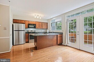 17847 Shotley Bridge Pl in Olney, MD - Building Photo - Building Photo