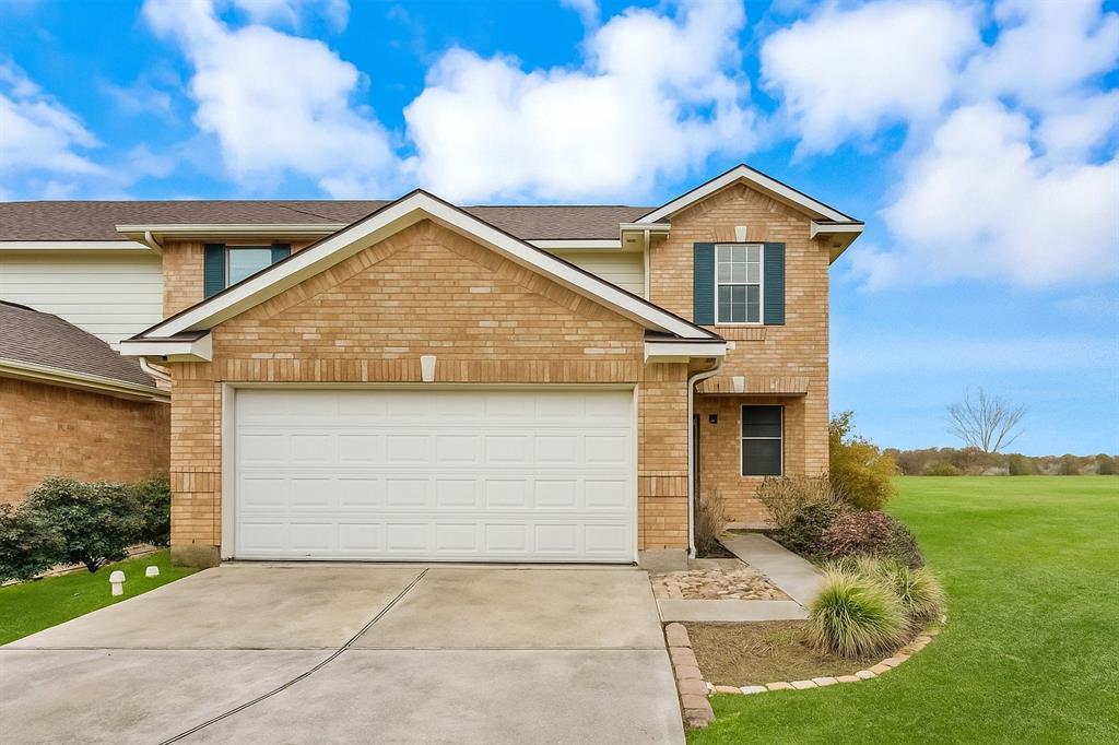 4406 Park Trail Ln in Pasadena, TX - Building Photo