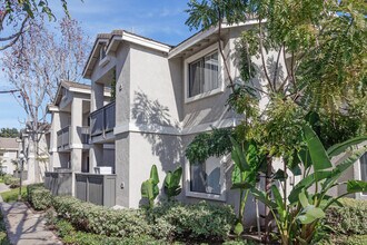 The Galleria in Fountain Valley, CA - Foto de edificio - Building Photo