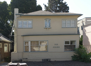 368 Adams St in Oakland, CA - Foto de edificio - Building Photo