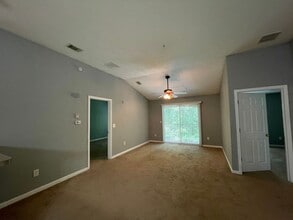 9400 Underwing Way in Jacksonville, FL - Building Photo - Building Photo